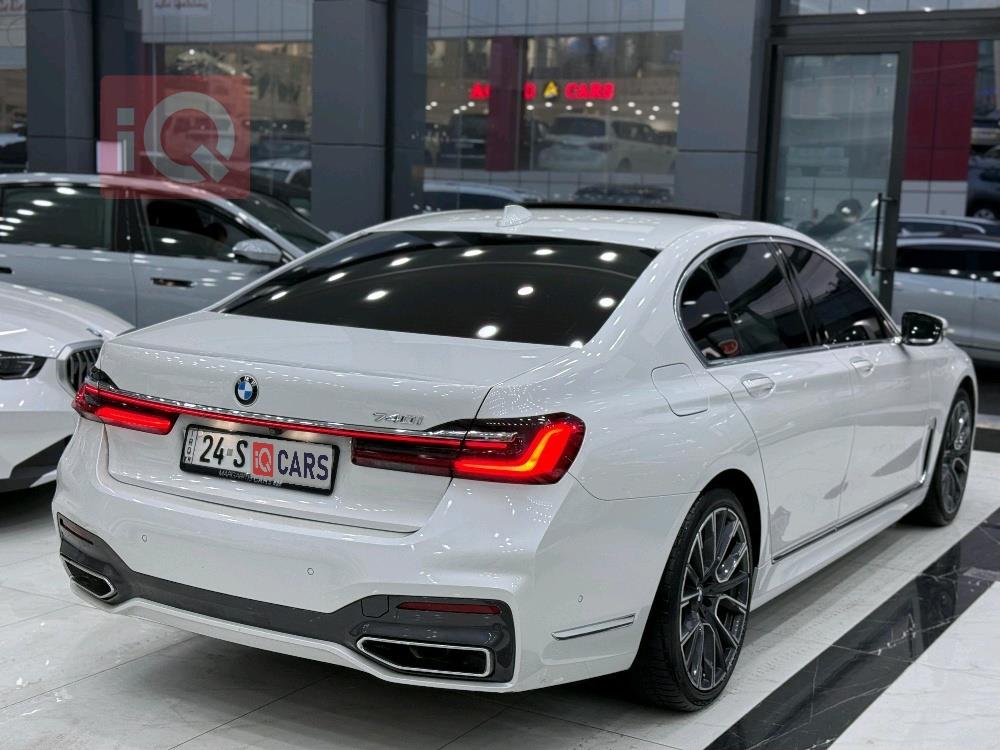 بي ام دبليو الفئة 7